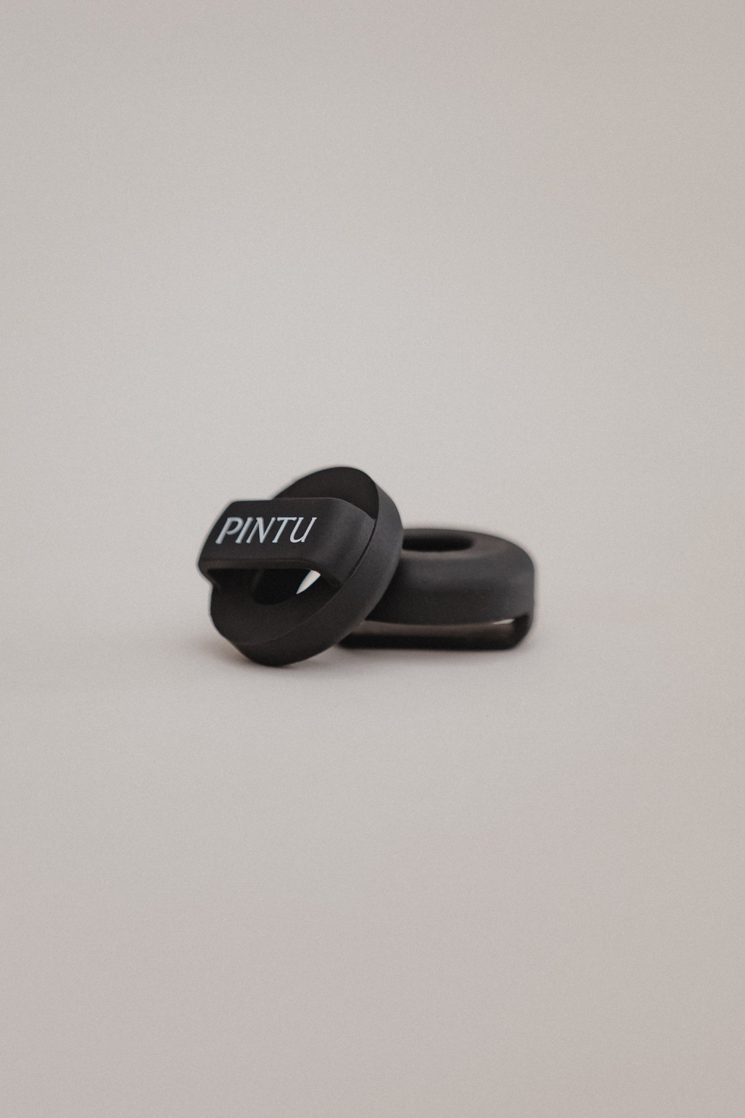 Pintu Apple Air Tag Holder Black