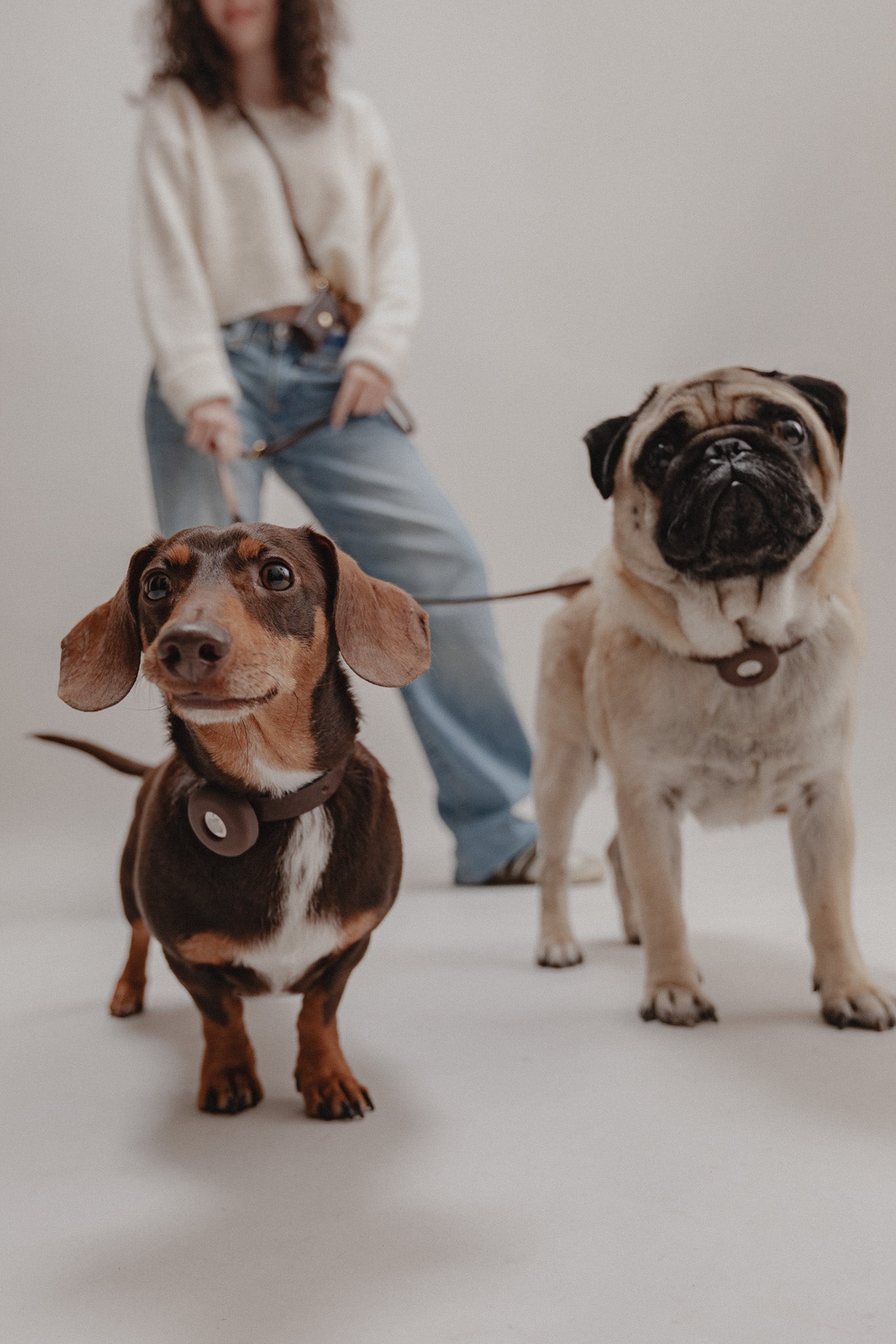 Pintu Apple Air Tag Holder Mood Chocolates