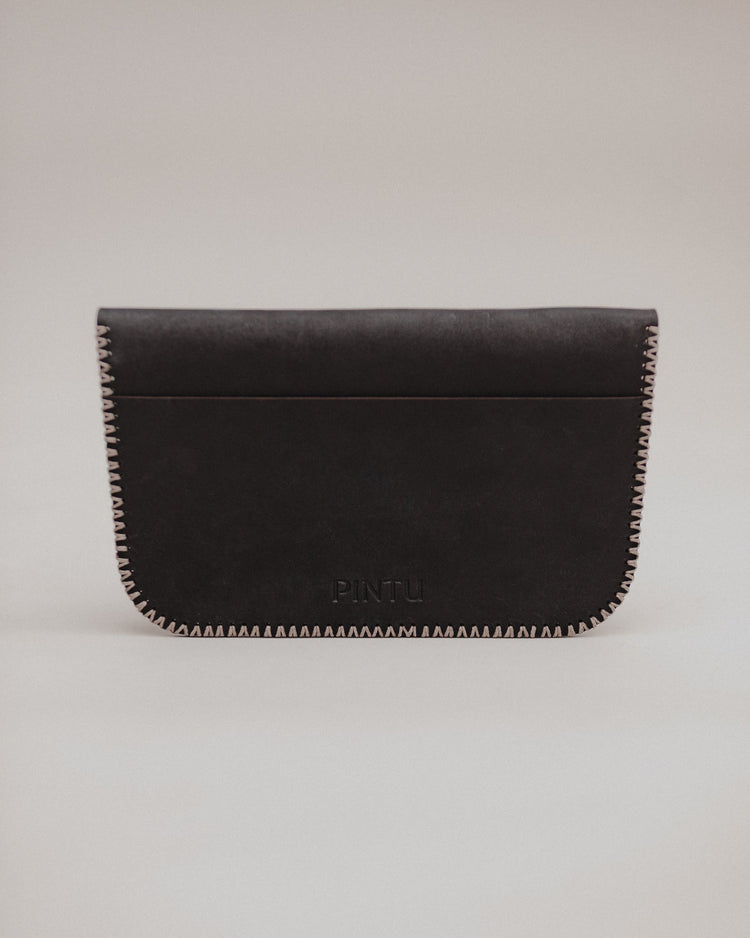Pintu Large Pouch Black Back