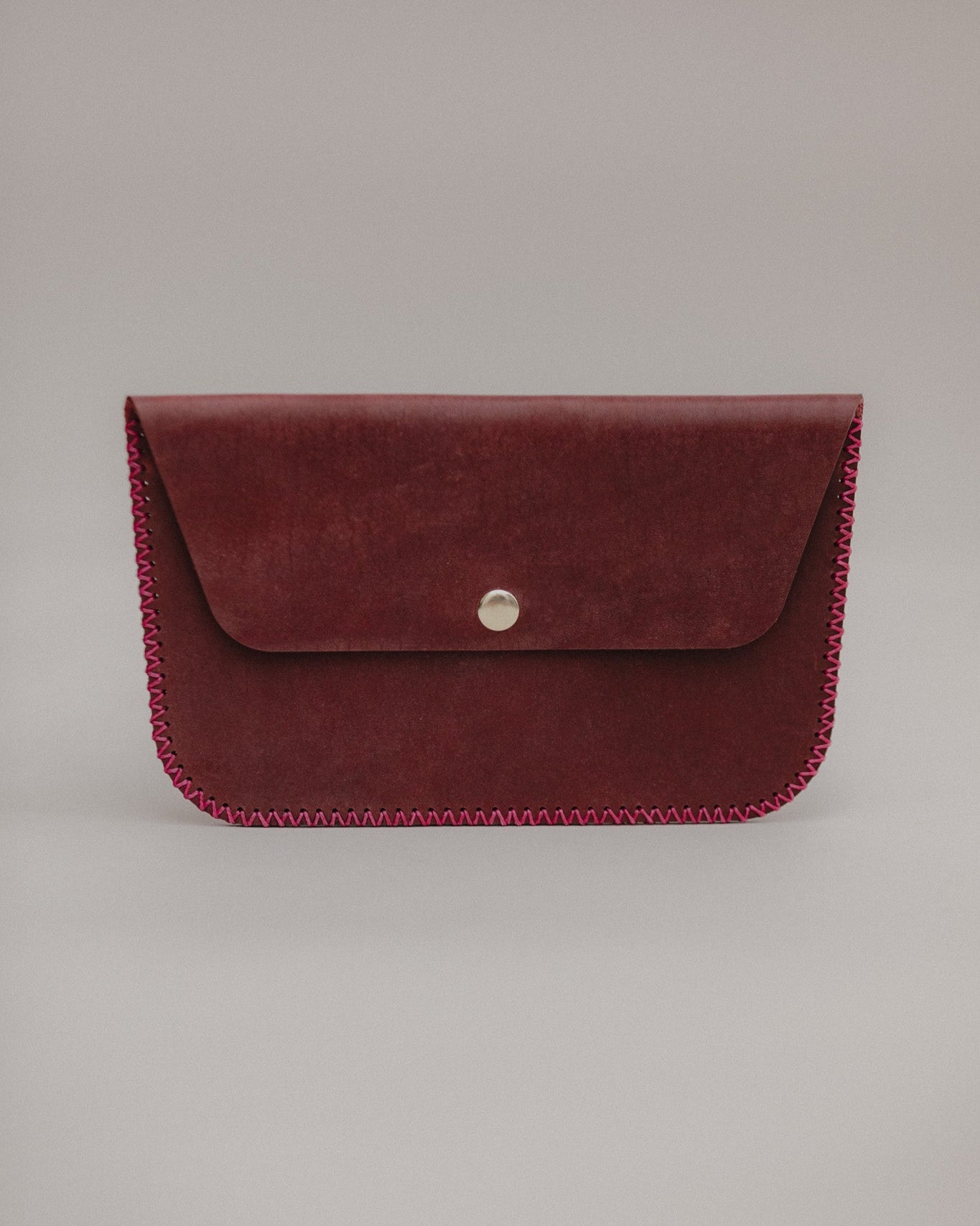 Pintu Large Pouch Cherry