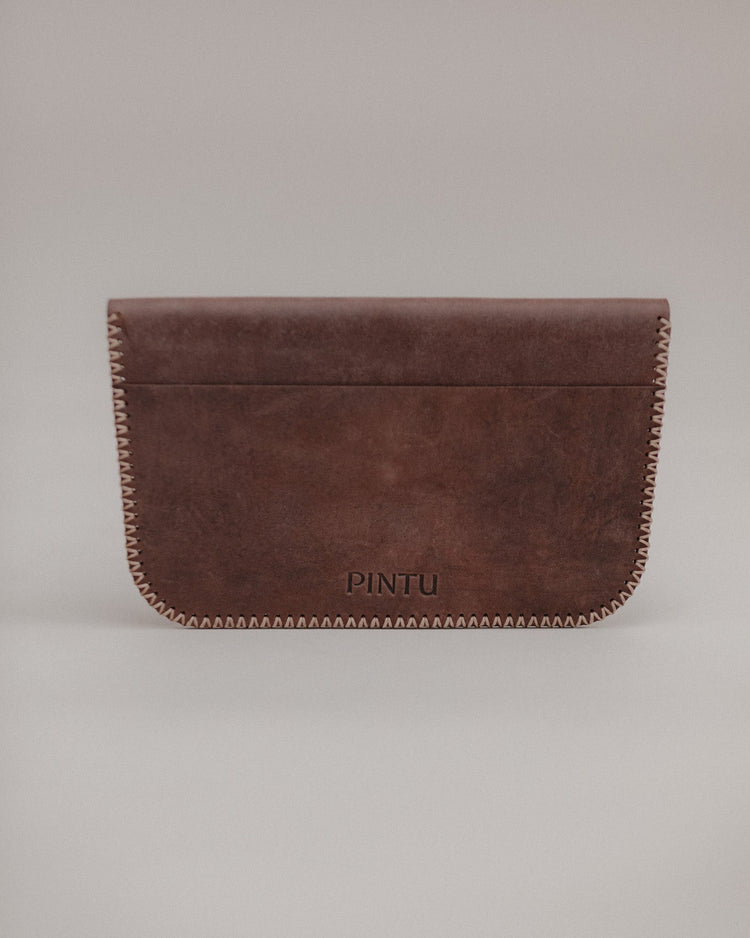 Pintu Large Pouch Chocolate Back