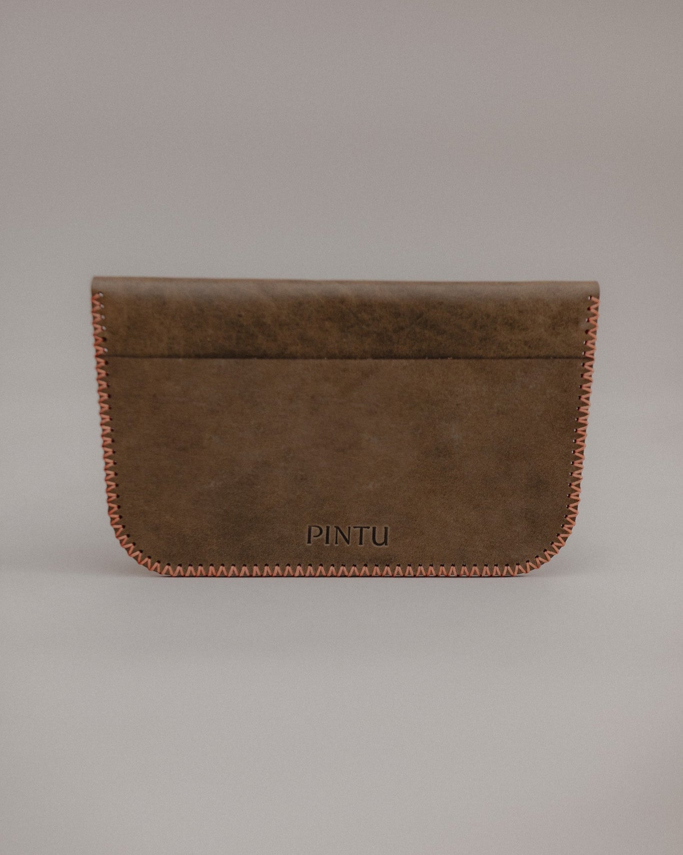 Pintu Large Pouch Olive Back