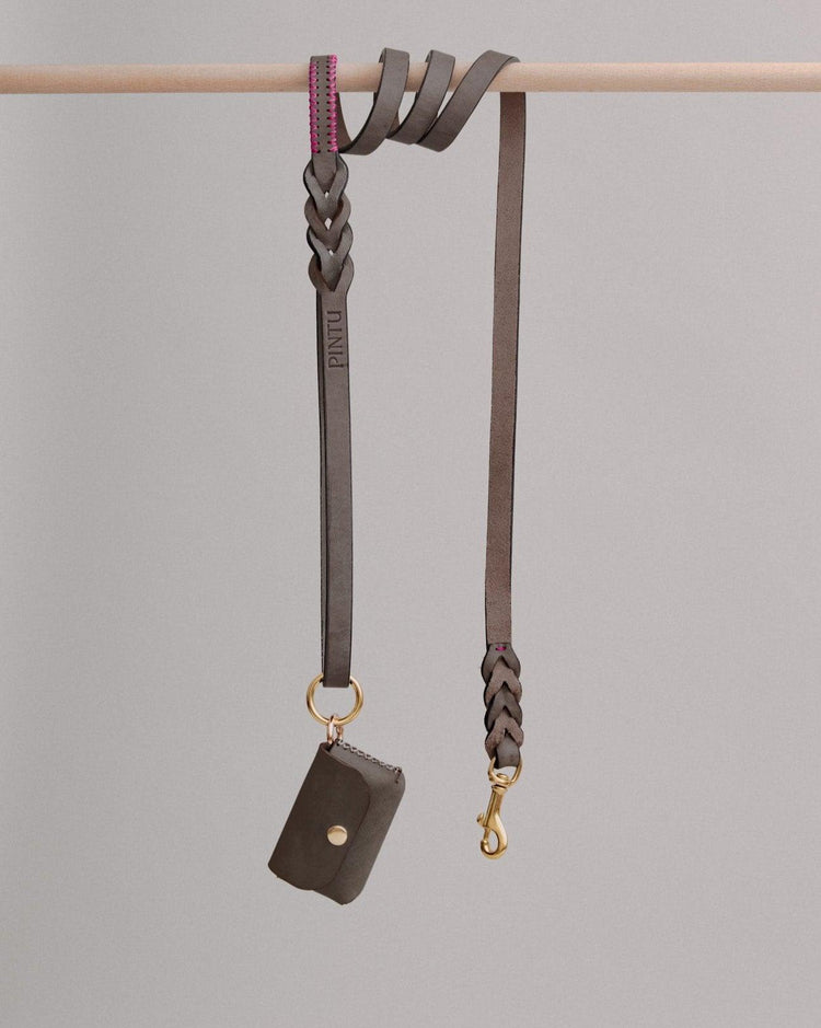 Leash Lumas - Chocolate - Archive - Pintu