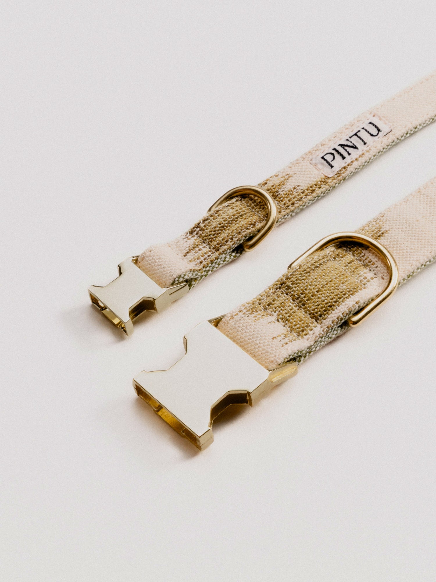 Pintu Alma Collar Pistachio