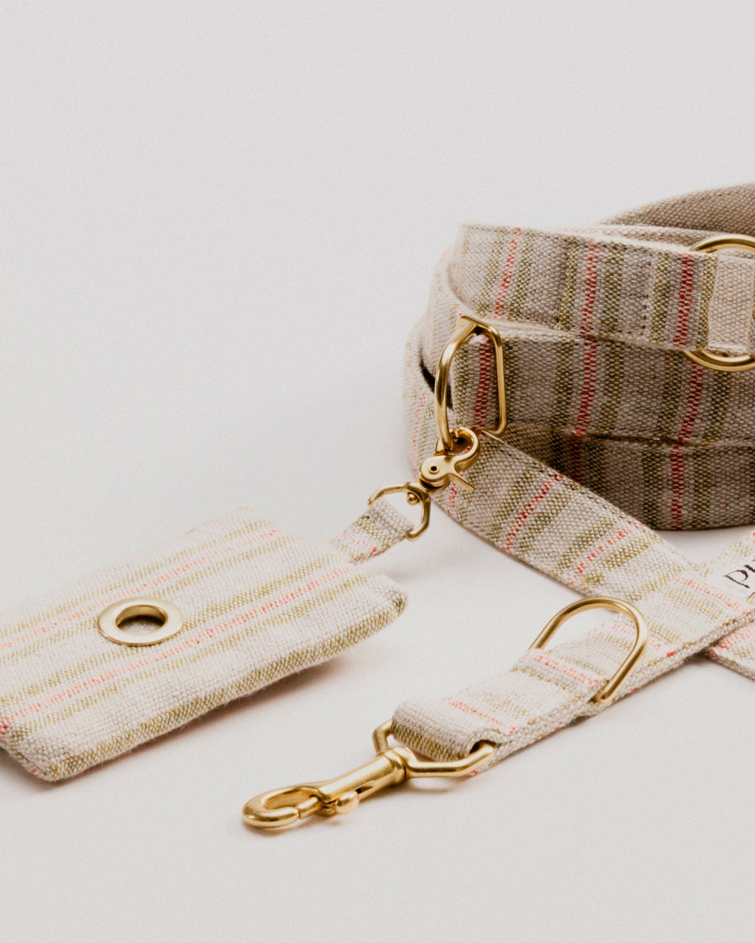 Pintu Alma Leash - Red & Green Stripes 