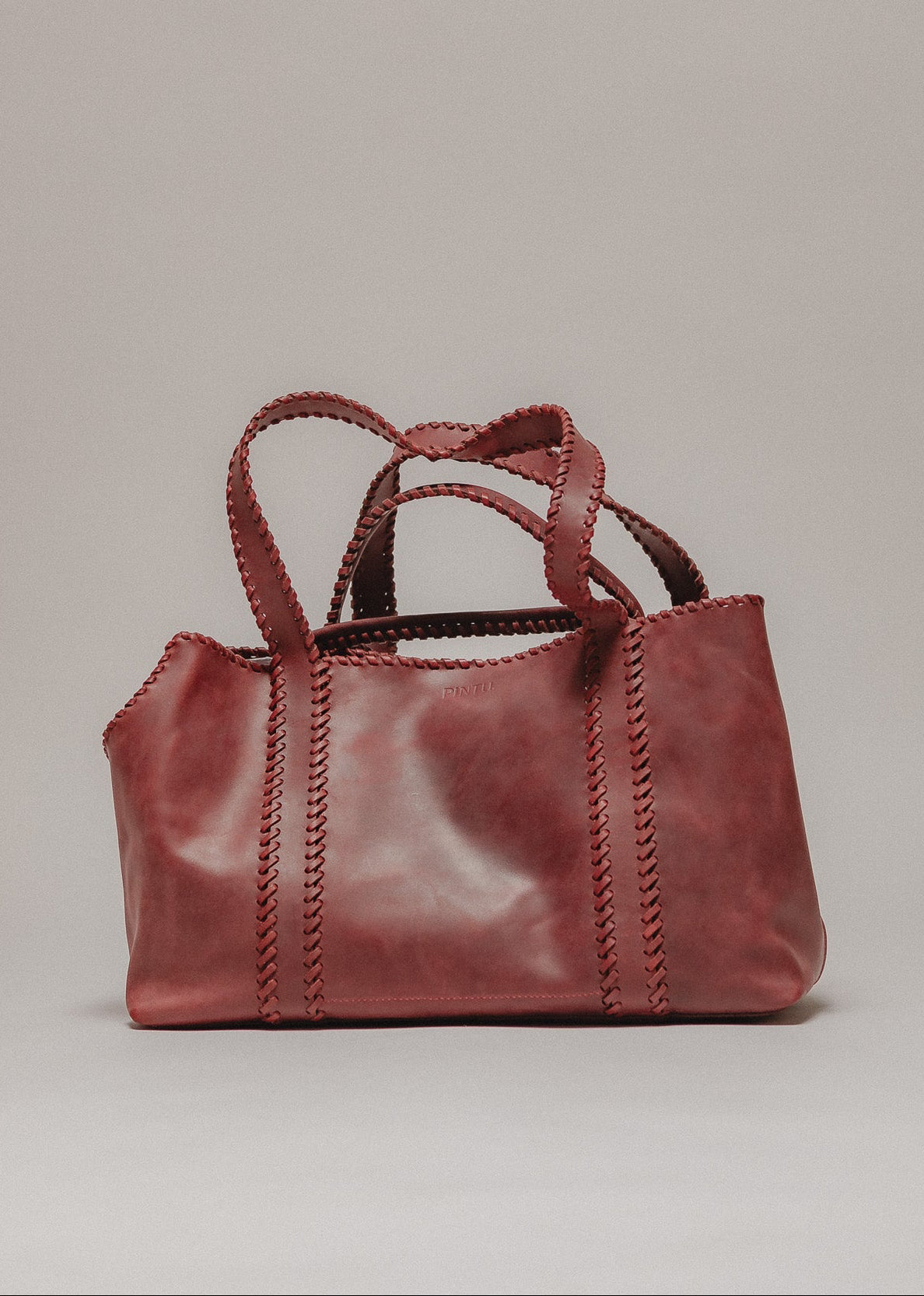 Pintu Solsticio Dog Shopper Cherry Side