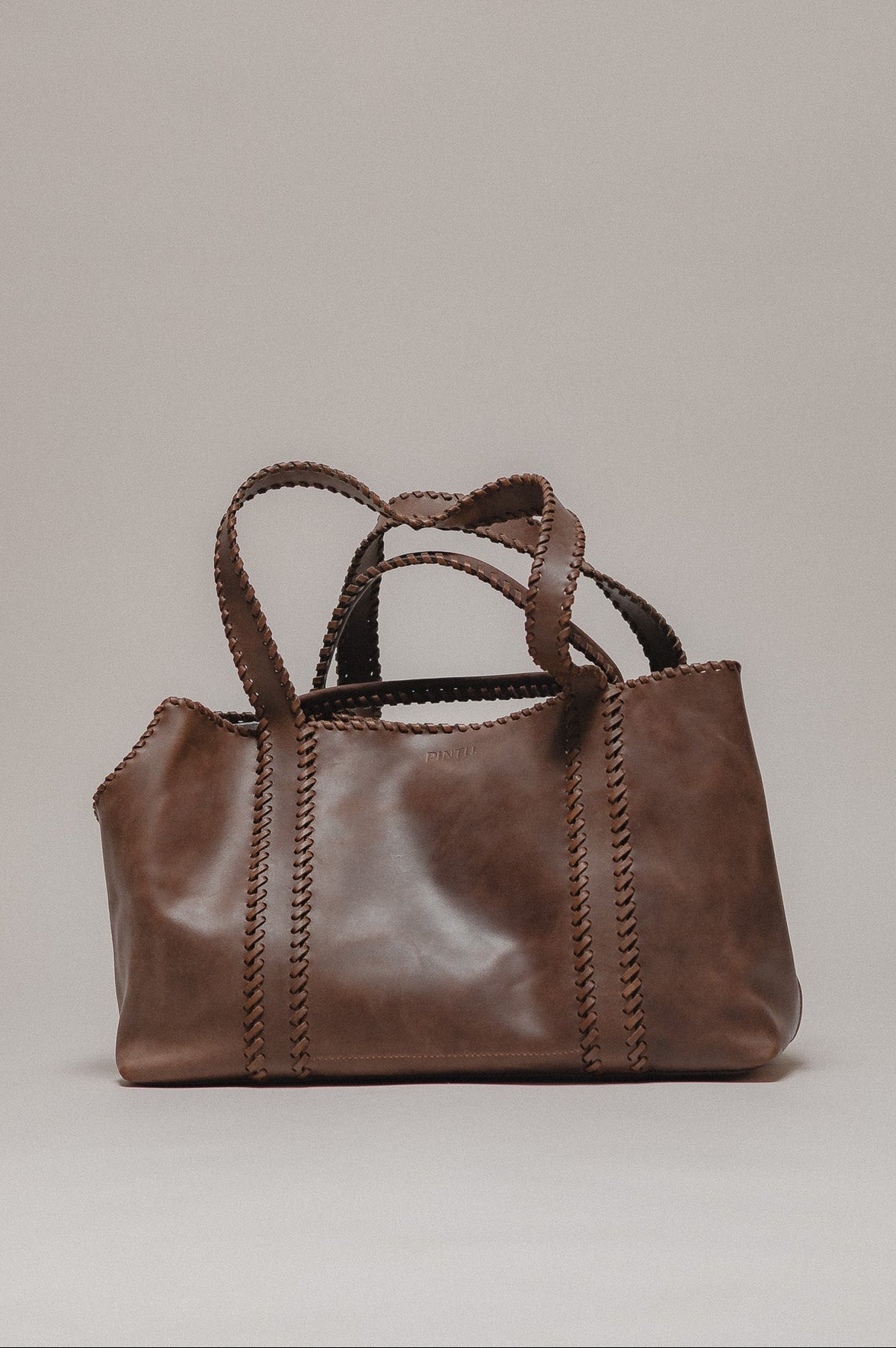 Pintu Solsticio Dog Shopper Chocolate Side