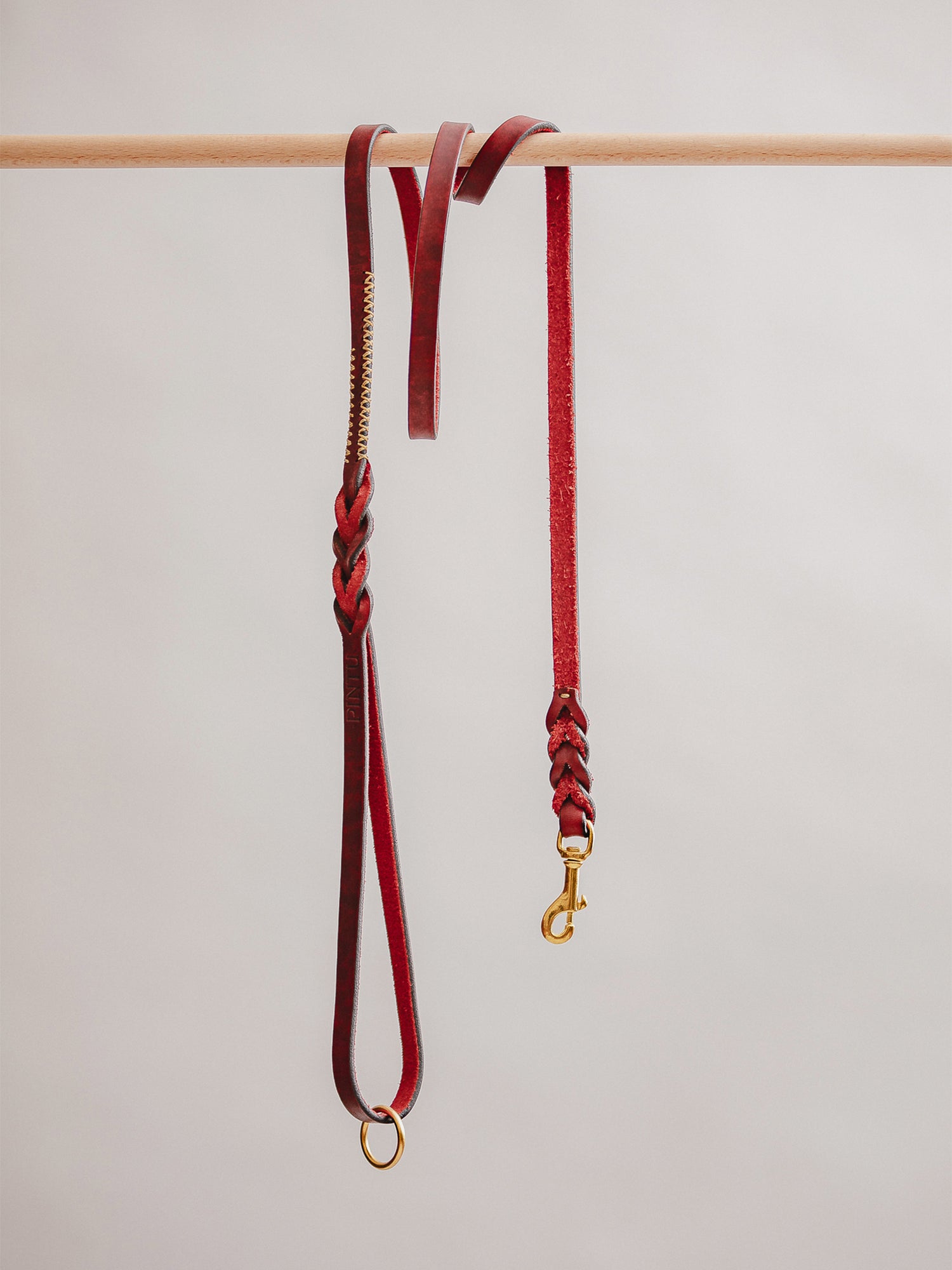 Pintu Dog Leash Lumas - Cherry/Gold - Brass