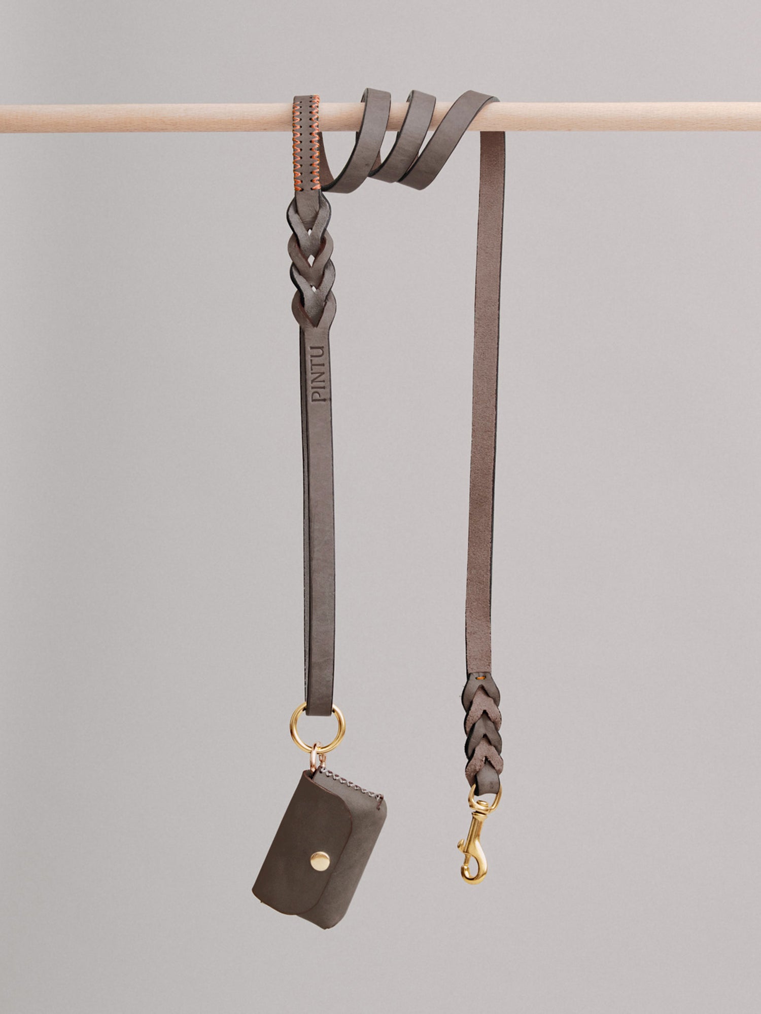 Pintu Dog Leash Lumas - Chocolate/Orange - Brass
