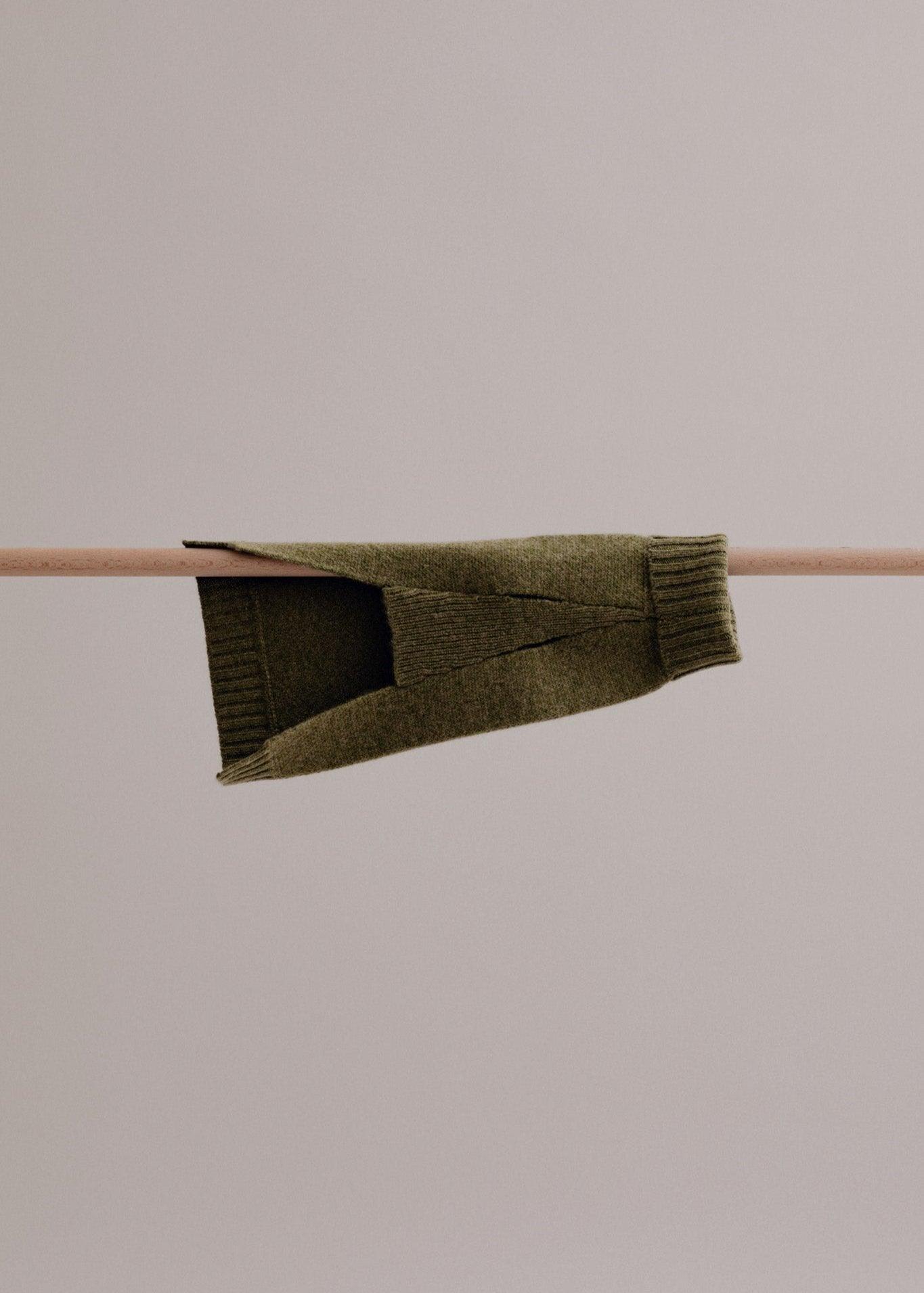 Cashmere Dog Pullover - Olive - Pintu