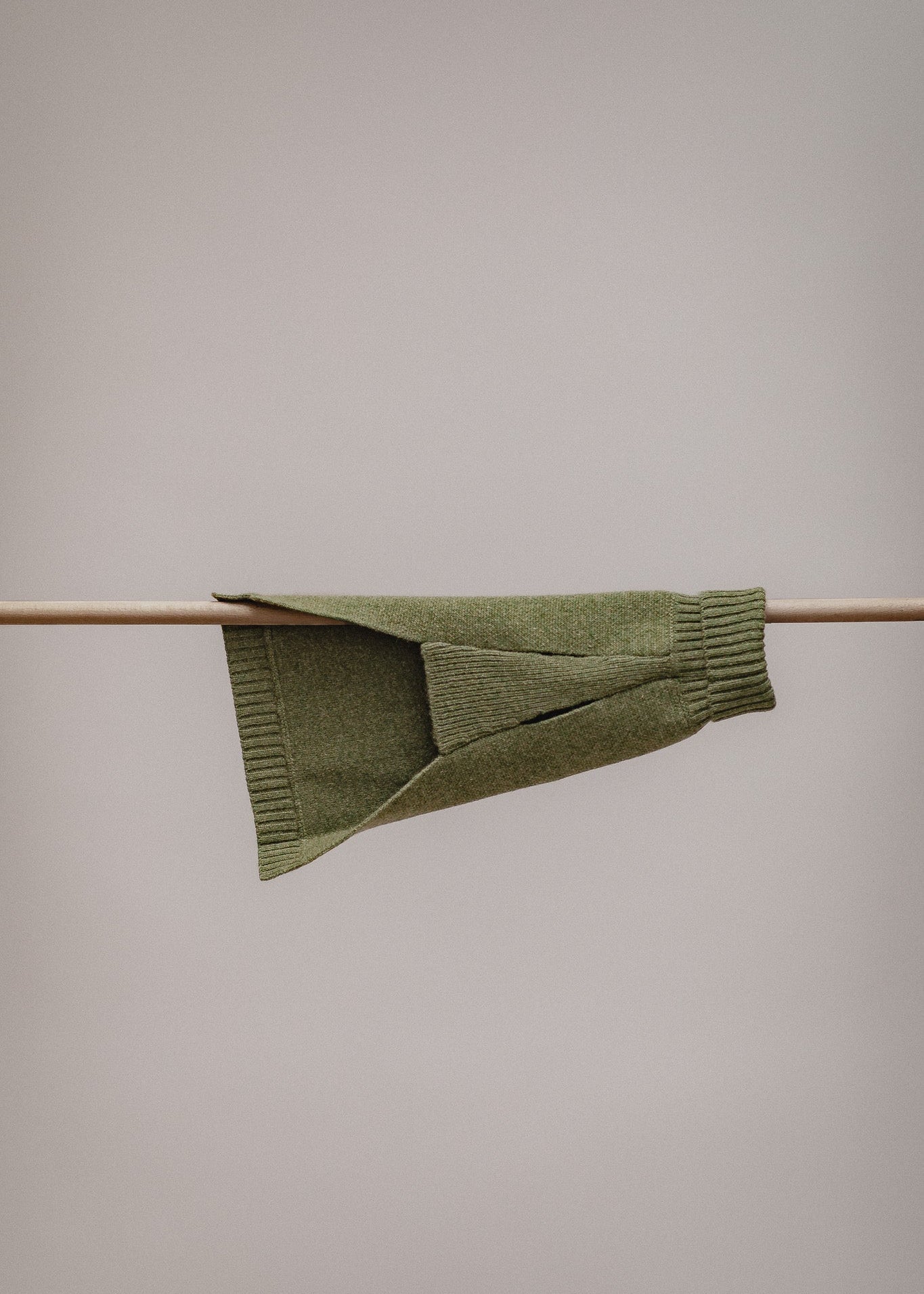 Pintu Cashmere Dog Pullover - Olive