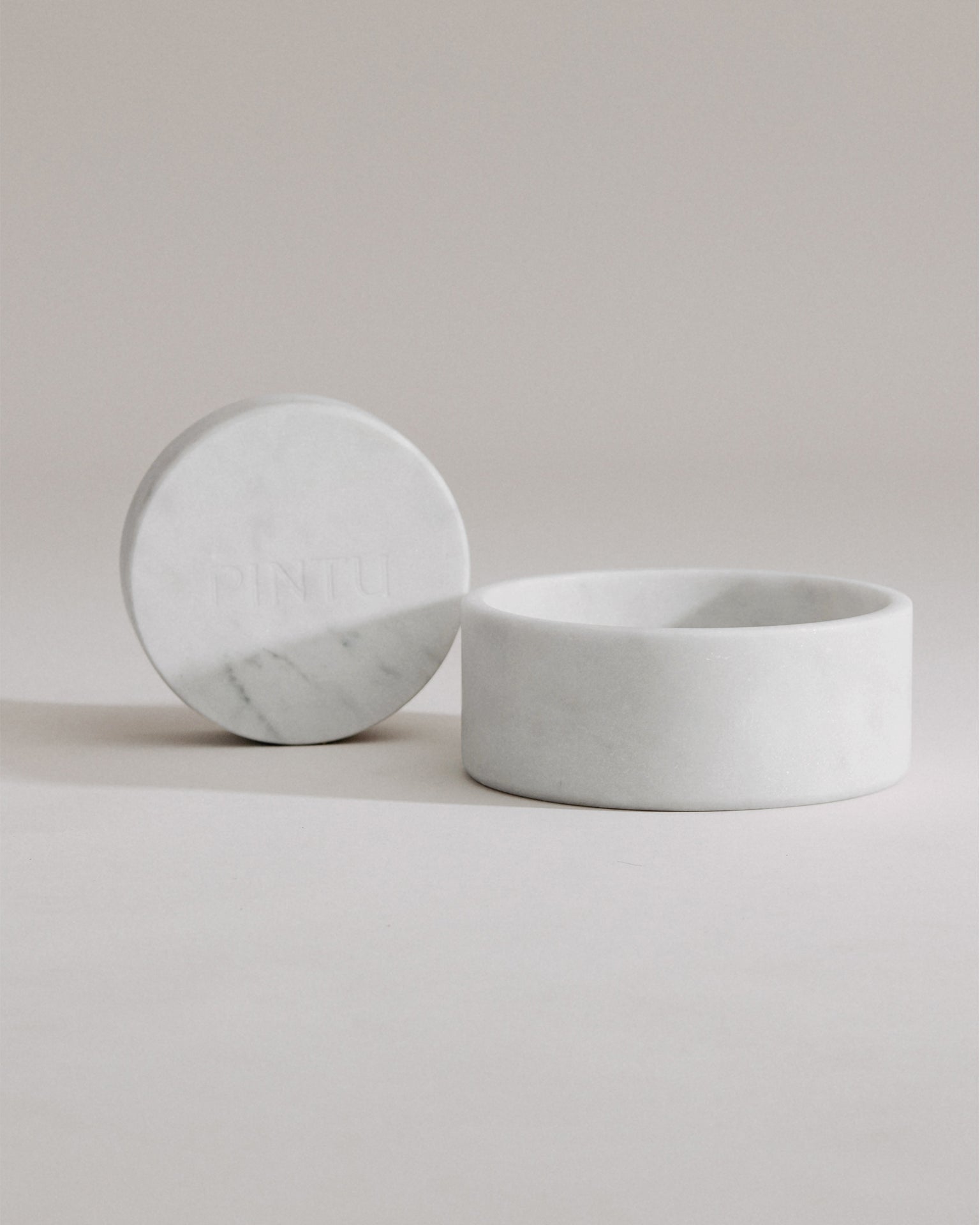 Pintu Dog Bowl - Arctic White