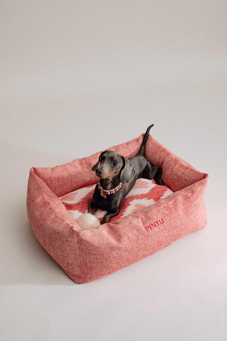 Dulces Sueños Dog Bed - Berry - Pintu