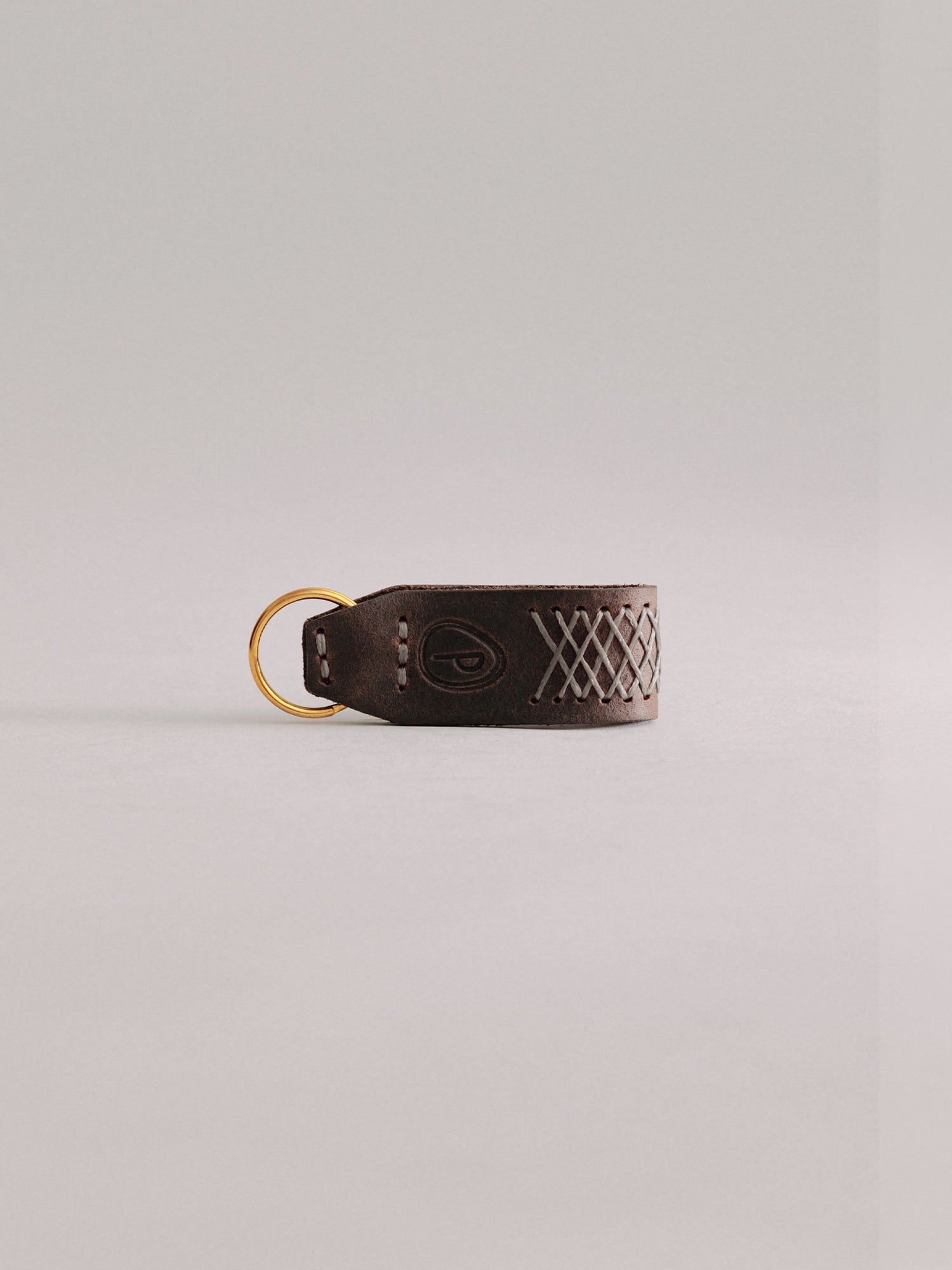 Pintu Keychain - Chocolate/Grey - Brass