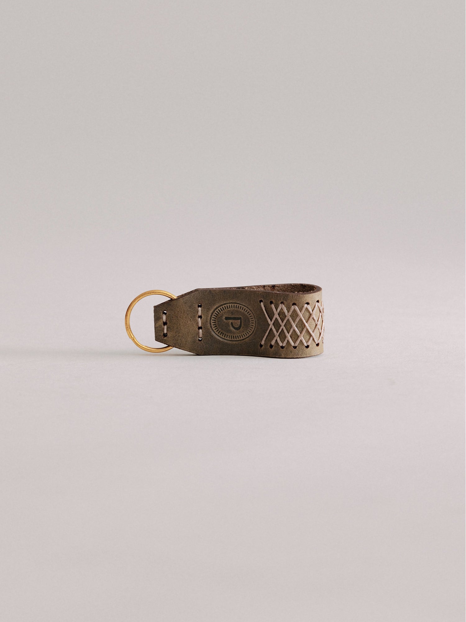 Pintu Keychain - Olive/Taupe - Brass