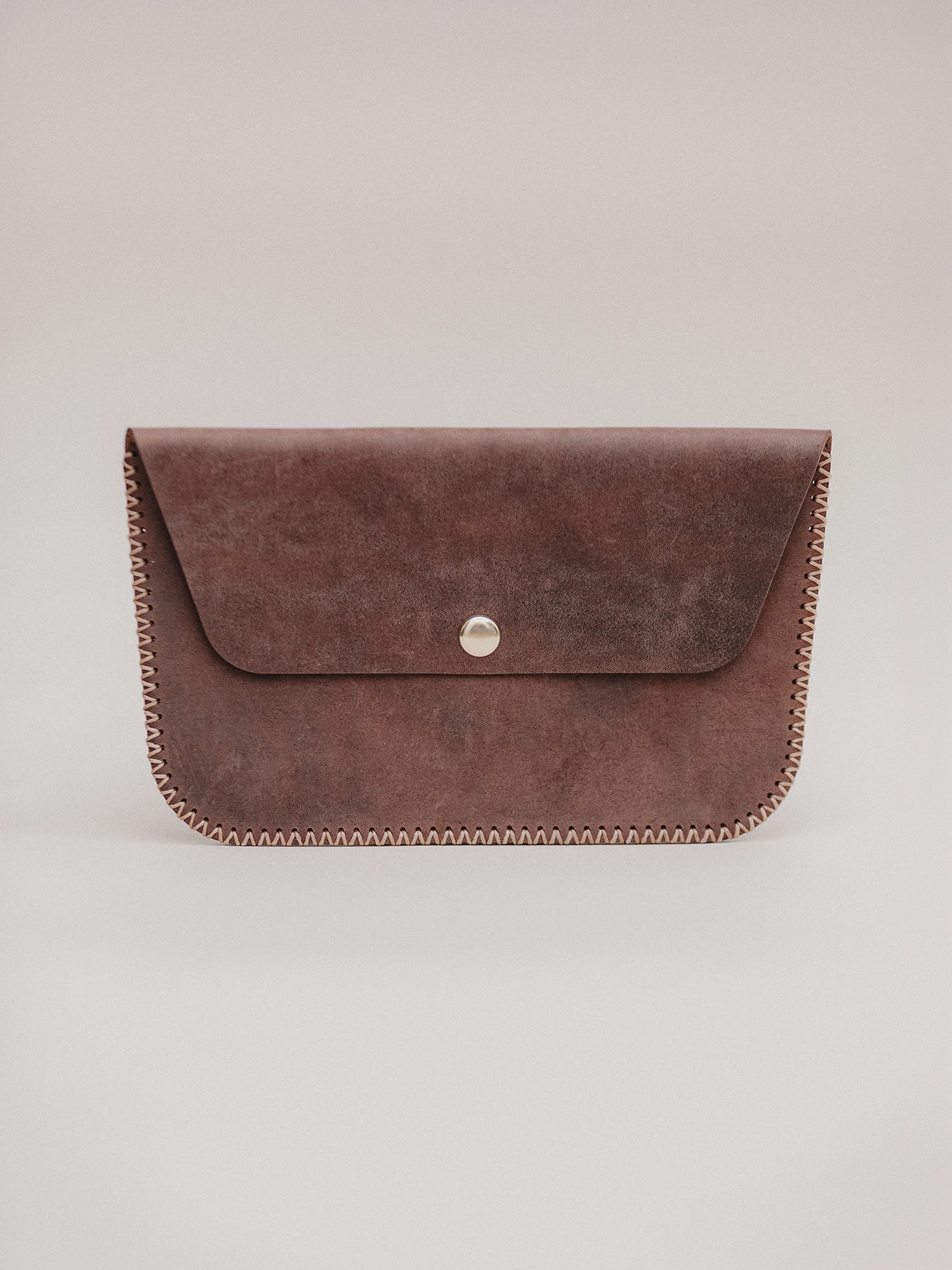 Pintu Large Pouch - Chocolate