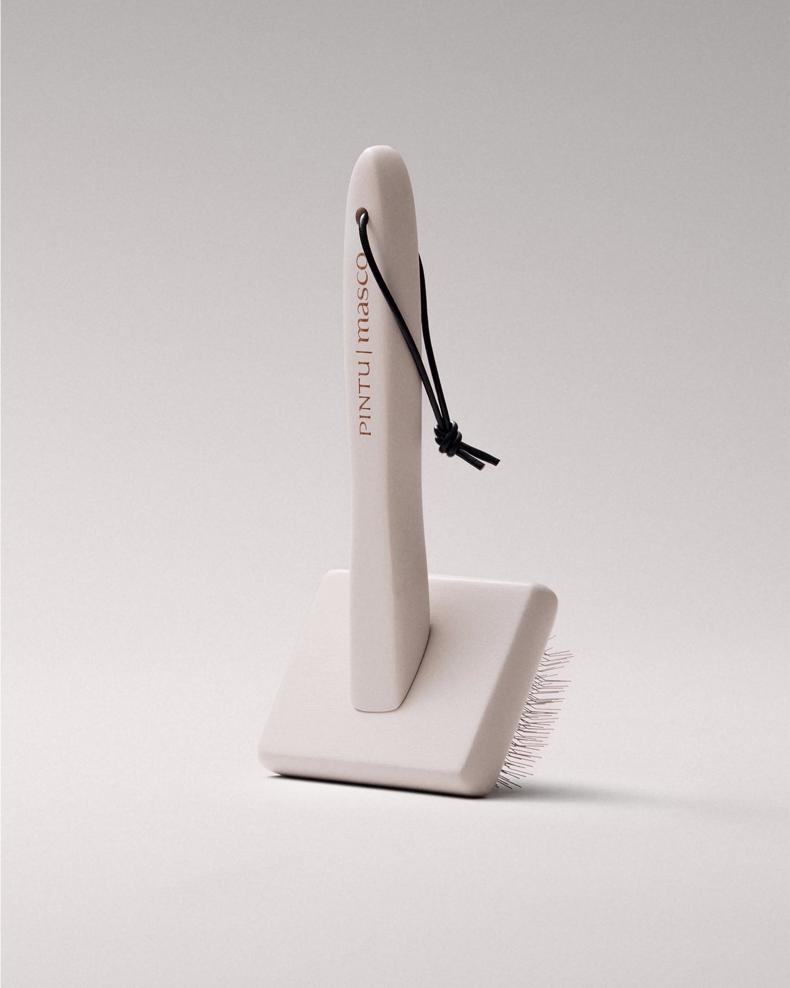 Pintu Dog Grooming - Brush
