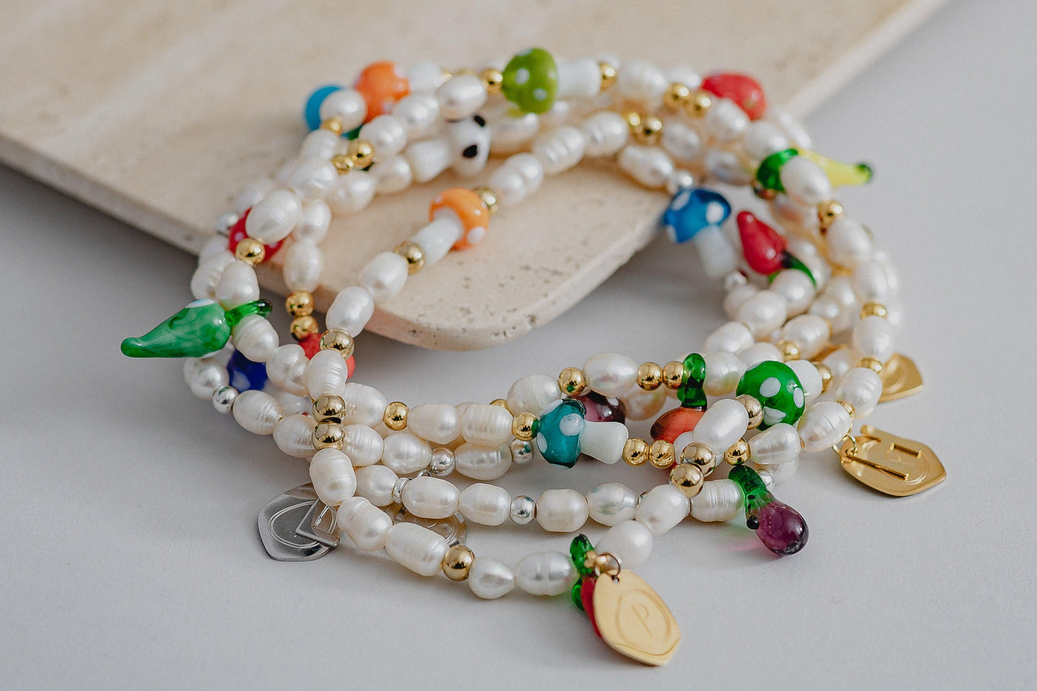 Studio 54 Dog Chain - Pintu